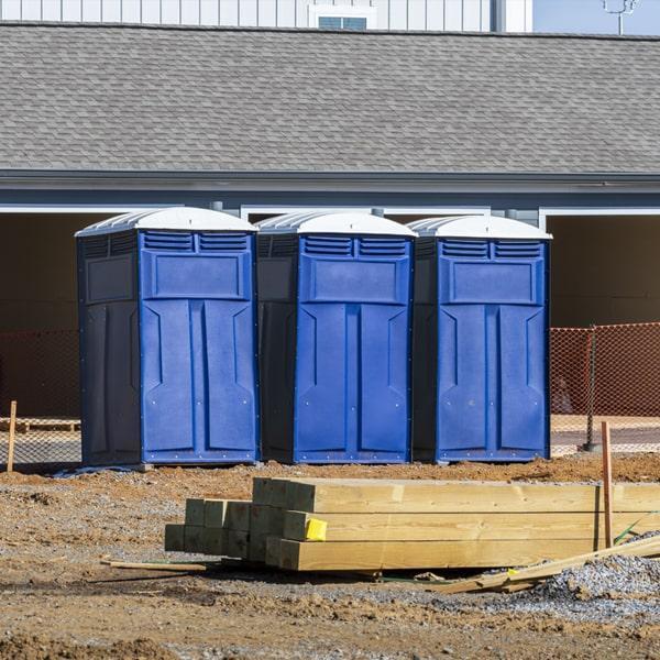 it is possible to rent a construction site portable toilet with heating or air conditioning